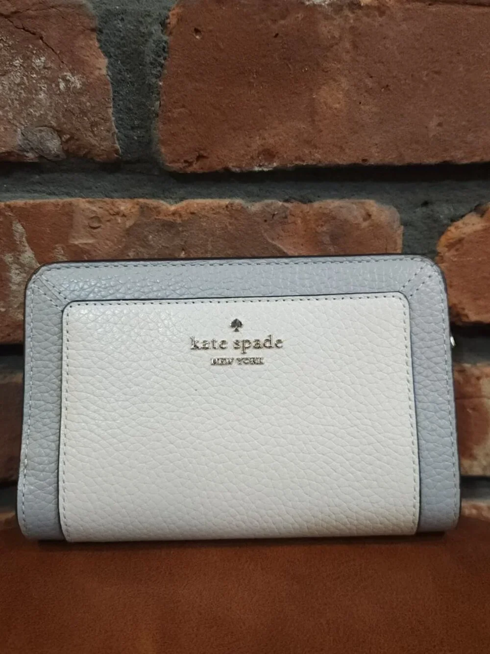 Kate Spade Lena Medium Pebbled Leather Colorblock Bifold Wallet Quiet Luxury NEW